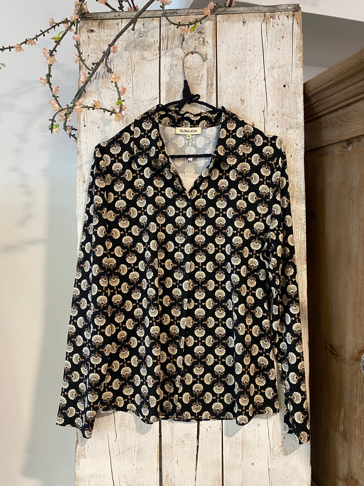CAMISA ESTAMPADA SURK
