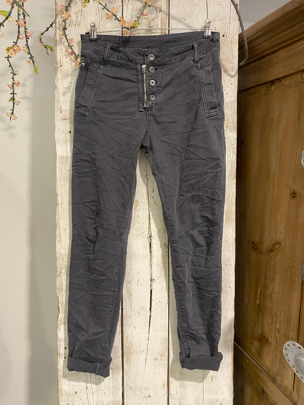 PANTALÓN BOTÓN CREMALLERA