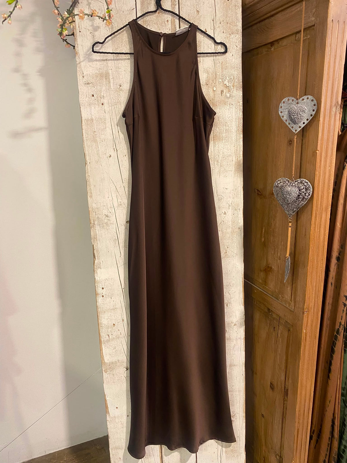 VESTIDO RASO CUELLO CAJA