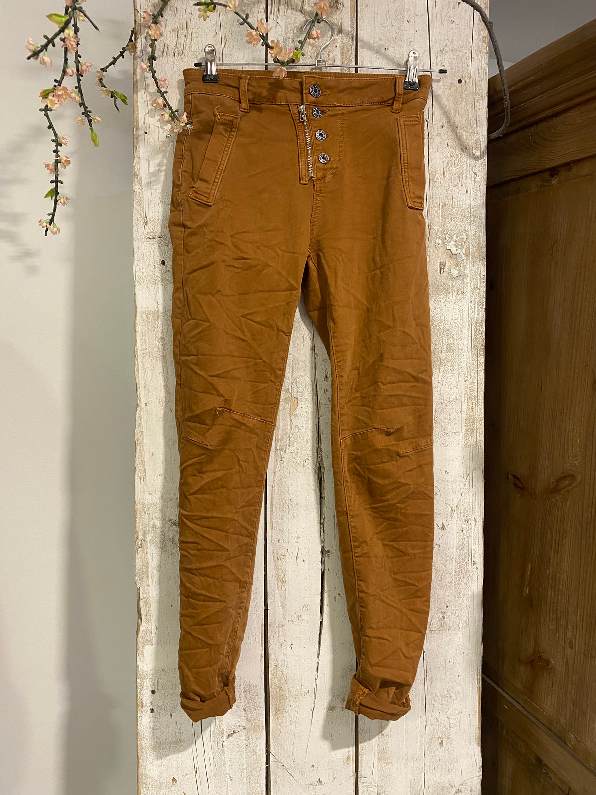 PANTALÓN BOTÓN CREMALLERA