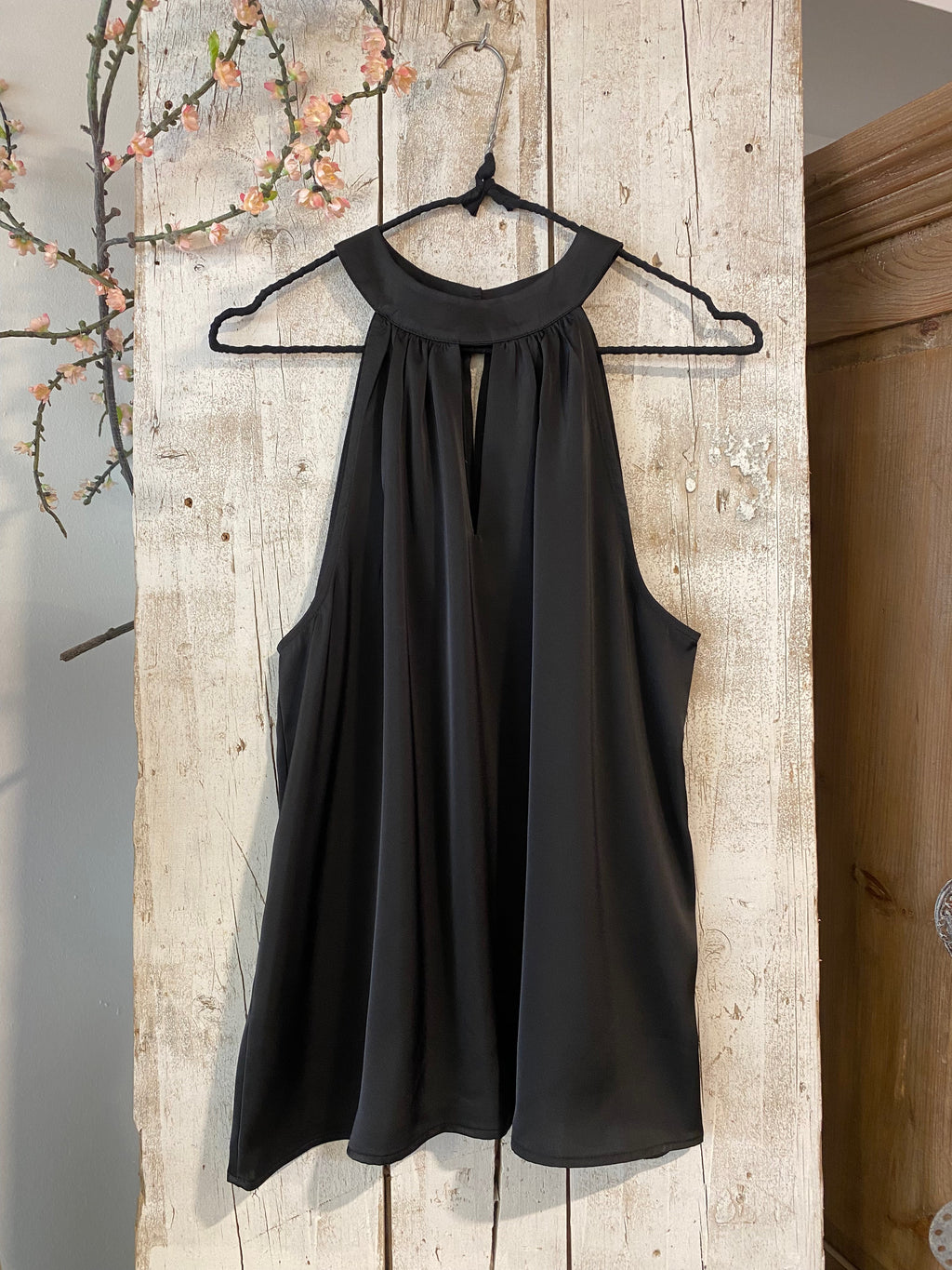 TOP HALTER